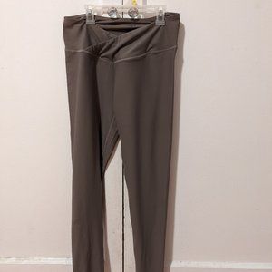 7/8th Basin+Range Mauve Leggings